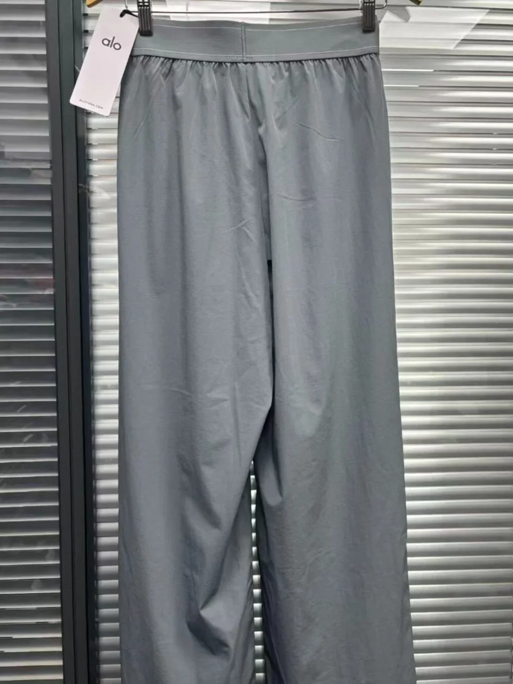 ALO Yoga Women's Suit Pants, Steel Gray, Subtle Luxury โจ Regular Size - Picture 5 of 6